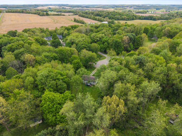 52 Eastway Court, Howard, OH 43028
