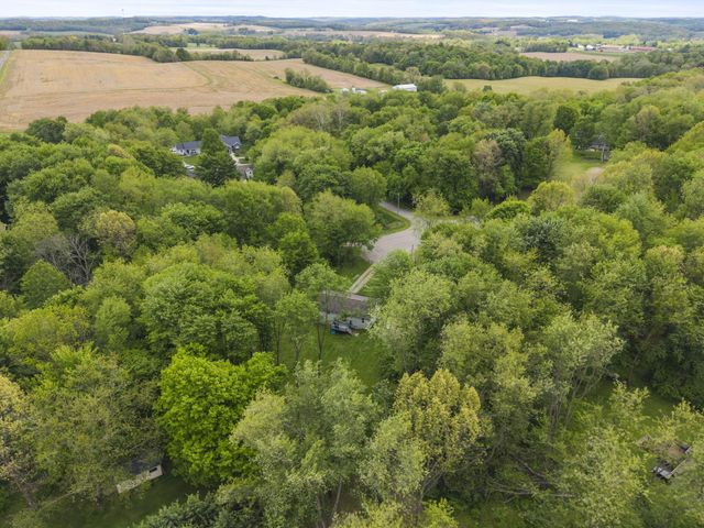 52 Eastway Court, Howard, OH 43028