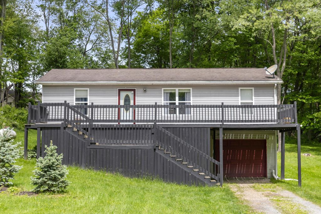 52 Eastway Court, Howard, OH 43028