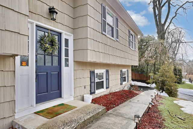 302 Old Haverstraw Road, Congers, NY 10920