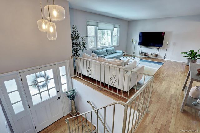 302 Old Haverstraw Road, Congers, NY 10920