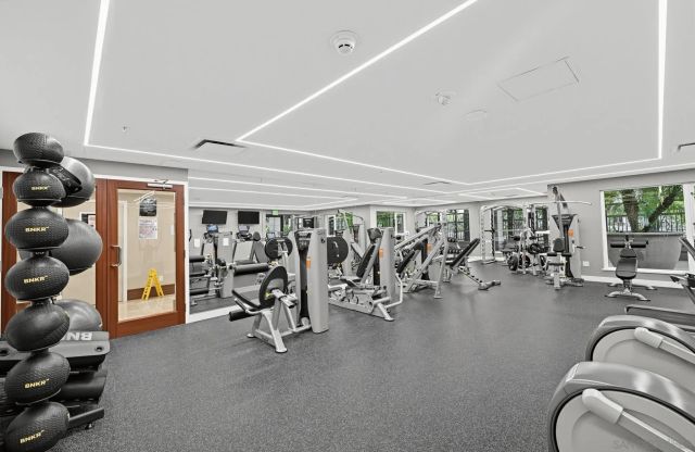 1199 Pacific Highway 2802, San Diego, CA 92101