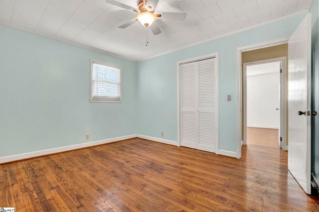 301 Dixon Street, Clinton, SC 29325