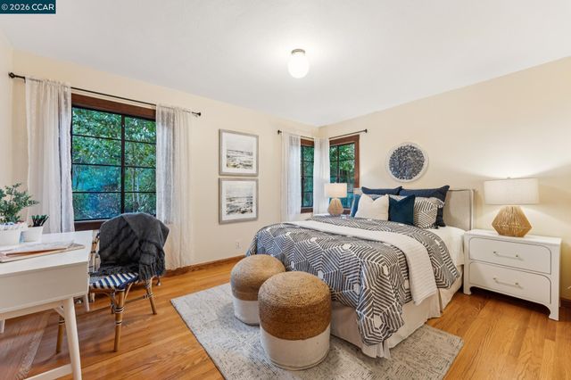 11 Los Conejos, Orinda, CA 94563