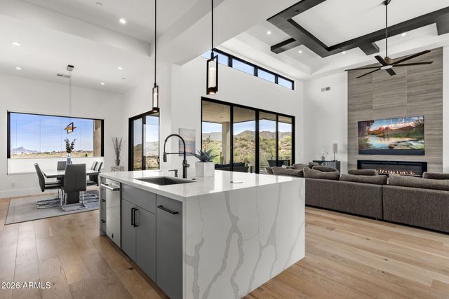 15638 N CHOLULA Drive, Fountain Hills, AZ 85268