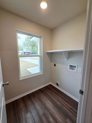 265 Spokane St., Gladewater, TX 75647