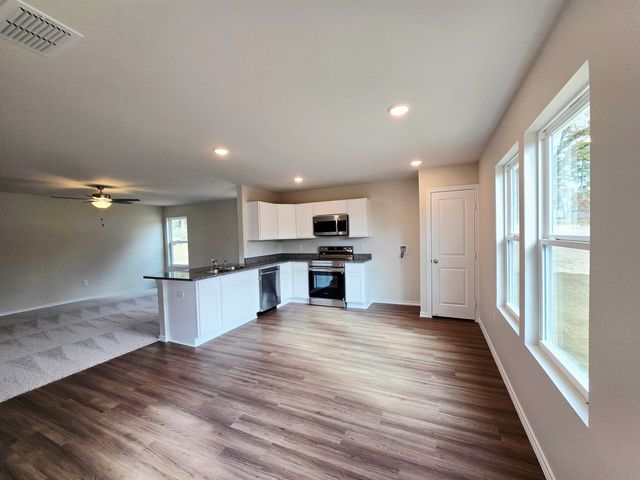 265 Spokane St., Gladewater, TX 75647