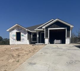 265 Spokane St., Gladewater, TX 75647