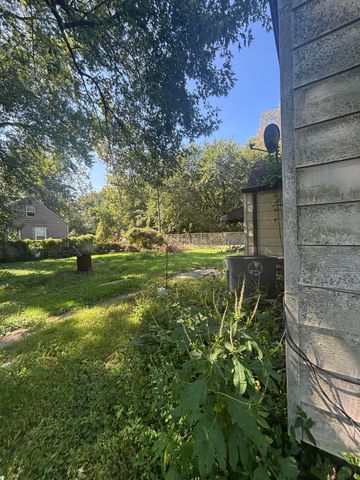 2405 Hobart Street, Gary, IN 46406