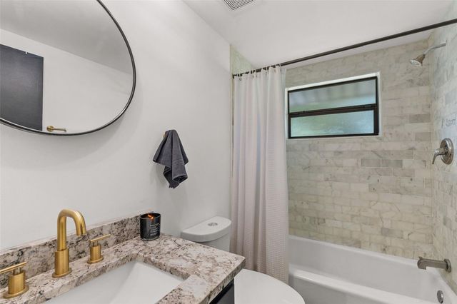 2874 DAVIS BOULEVARD, Sarasota, FL 34237