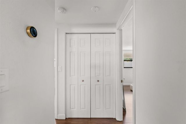 2874 DAVIS BOULEVARD, Sarasota, FL 34237