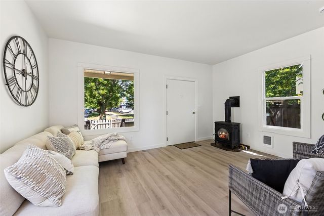 930 S M Street, Tacoma, WA 98405