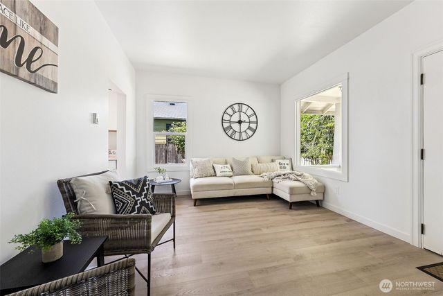 930 S M Street, Tacoma, WA 98405