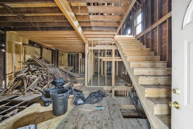 12108 S Parnell Avenue, Chicago, IL 60628