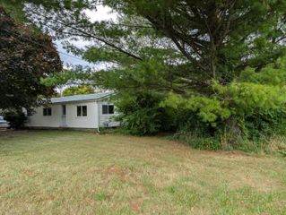 1238 Cumberland Head Road Road, Plattsburgh, NY 12901