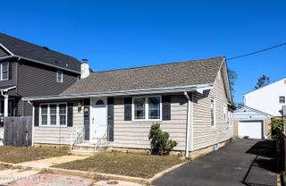 25 Hart Street, Hazlet, NJ 07734