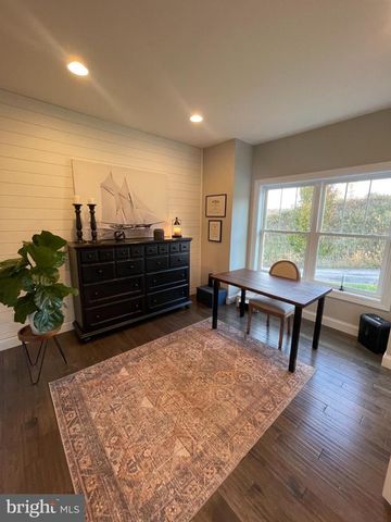 708 SLATON LN, Morgantown, WV 26508