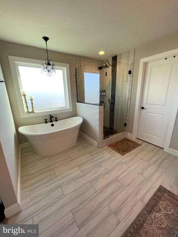 708 SLATON LN, Morgantown, WV 26508