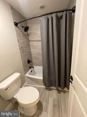 708 SLATON LN, Morgantown, WV 26508