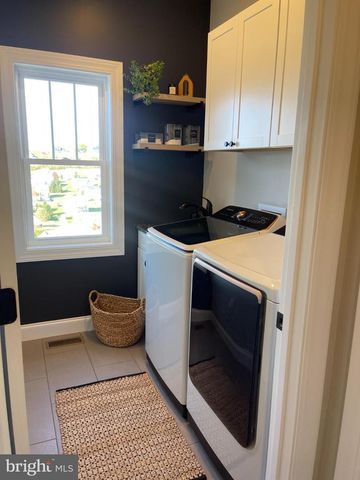 708 SLATON LN, Morgantown, WV 26508