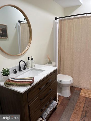 708 SLATON LN, Morgantown, WV 26508