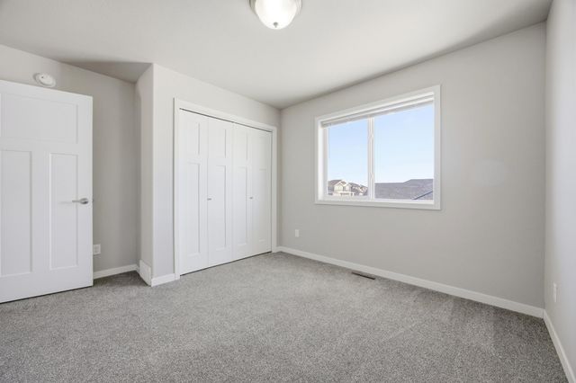 1520 75th Avenue S, Fargo, ND 58104