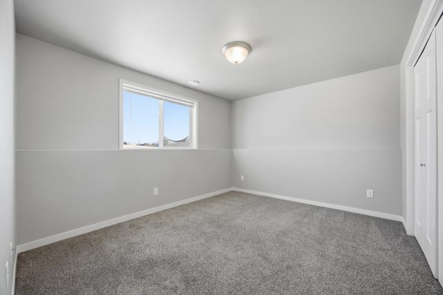 1520 75th Avenue S, Fargo, ND 58104