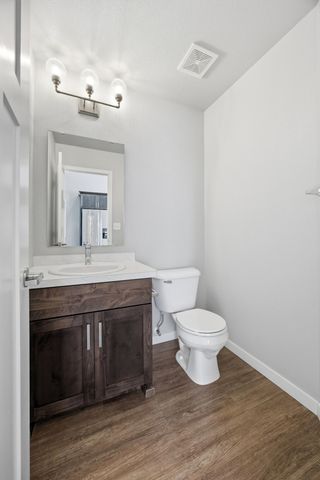 1520 75th Avenue S, Fargo, ND 58104