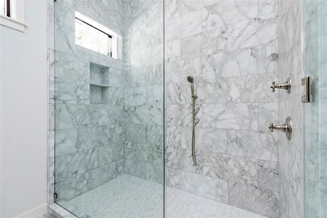 822 W 31st Street, Houston, TX 77018