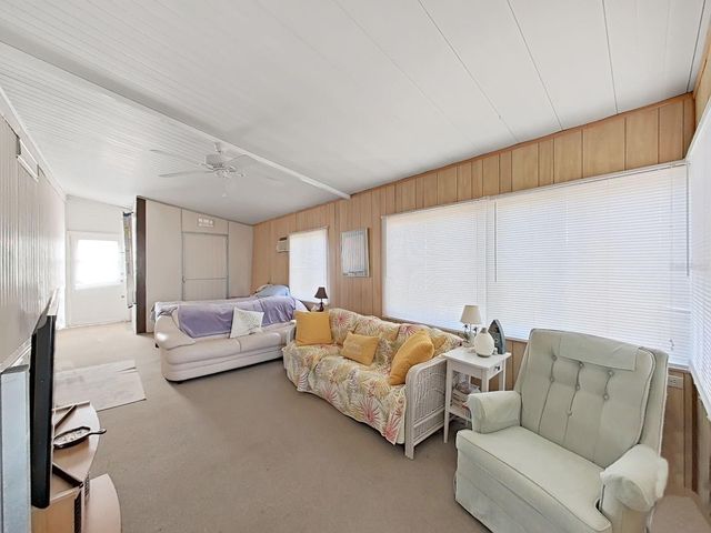 12501 ULMERTON ROAD 140, Largo, FL 33774