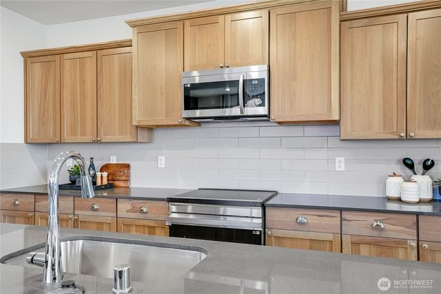 14404 204th Avenue Ct E, Bonney Lake, WA 98391