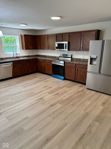 8402 Ligonier Drive, Indianapolis, IN 46113