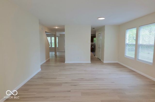 8402 Ligonier Drive, Indianapolis, IN 46113