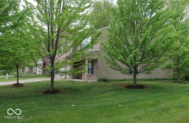 8402 Ligonier Drive, Indianapolis, IN 46113