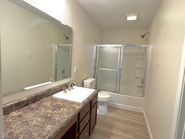 8402 Ligonier Drive, Indianapolis, IN 46113