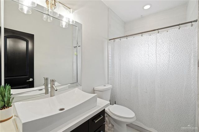 5305 N 46th Street, Mcallen, TX 78504