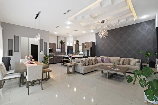 5305 N 46th Street, Mcallen, TX 78504