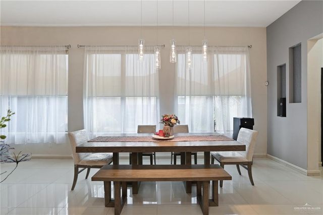 5305 N 46th Street, Mcallen, TX 78504