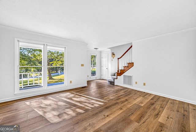 106 McKinley Circle, Lagrange, GA 30240