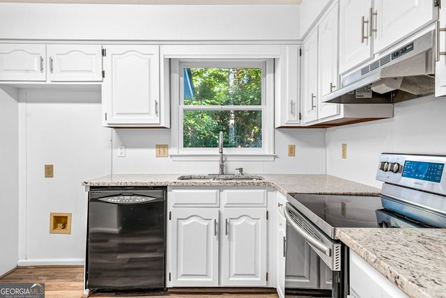 106 McKinley Circle, Lagrange, GA 30240