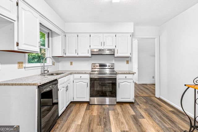 106 McKinley Circle, Lagrange, GA 30240