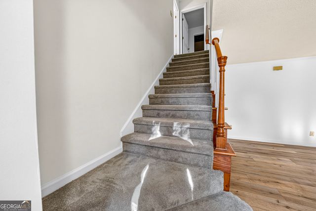 106 McKinley Circle, Lagrange, GA 30240