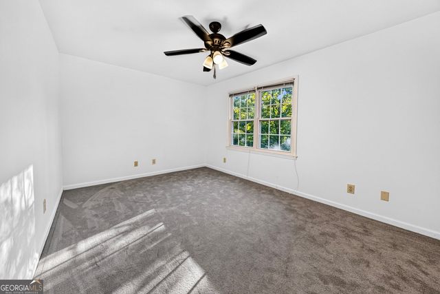 106 McKinley Circle, Lagrange, GA 30240