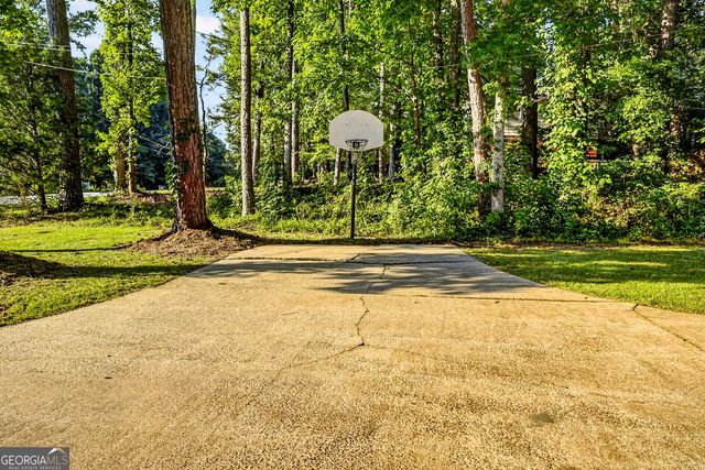 106 McKinley Circle, Lagrange, GA 30240