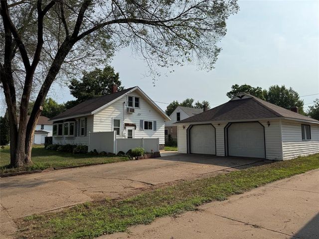 819 Platt Street, Eau Claire, WI 54703