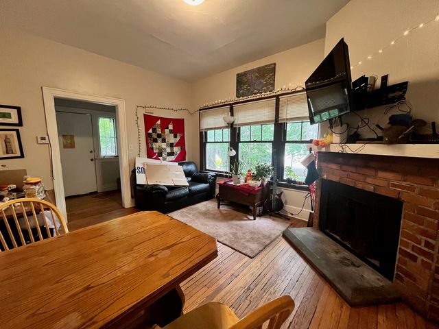 708 W High Street, Urbana, IL 61801