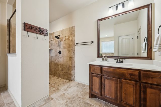 1685 Laramie Lane, Burleson, TX 76028