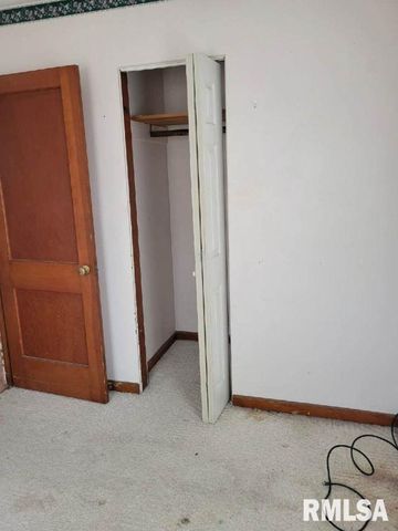 1413 N WILSON Avenue, Chillicothe, IL 61523