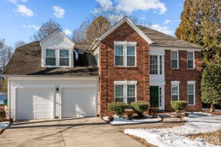 8609 Abbey Brook Court, Charlotte, NC 28216