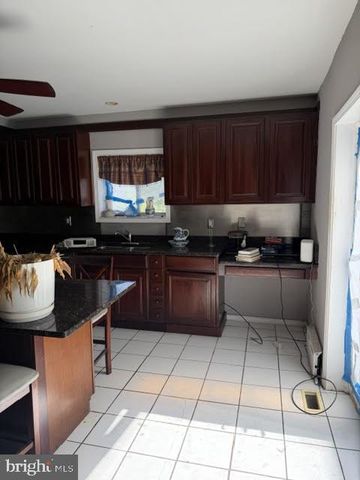 6217 CHRISTIAN ST, Philadelphia, PA 19143